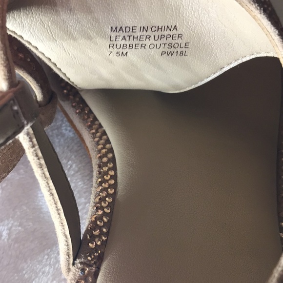 MICHAEL KORS “Enid” Embellished Suede Sandals 7.5M - Picture 5 of 6